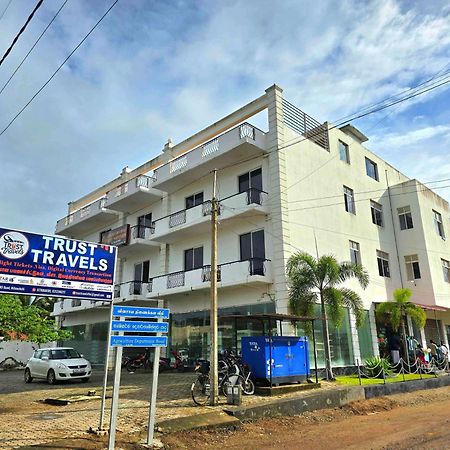 Hotel Marutham Kilinochchi Exterior foto
